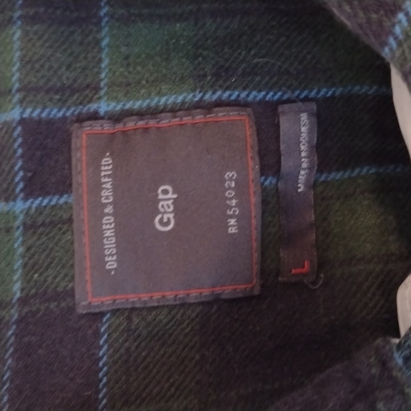 Gap Green Flannel, Good Condition - Picture 2 of 2